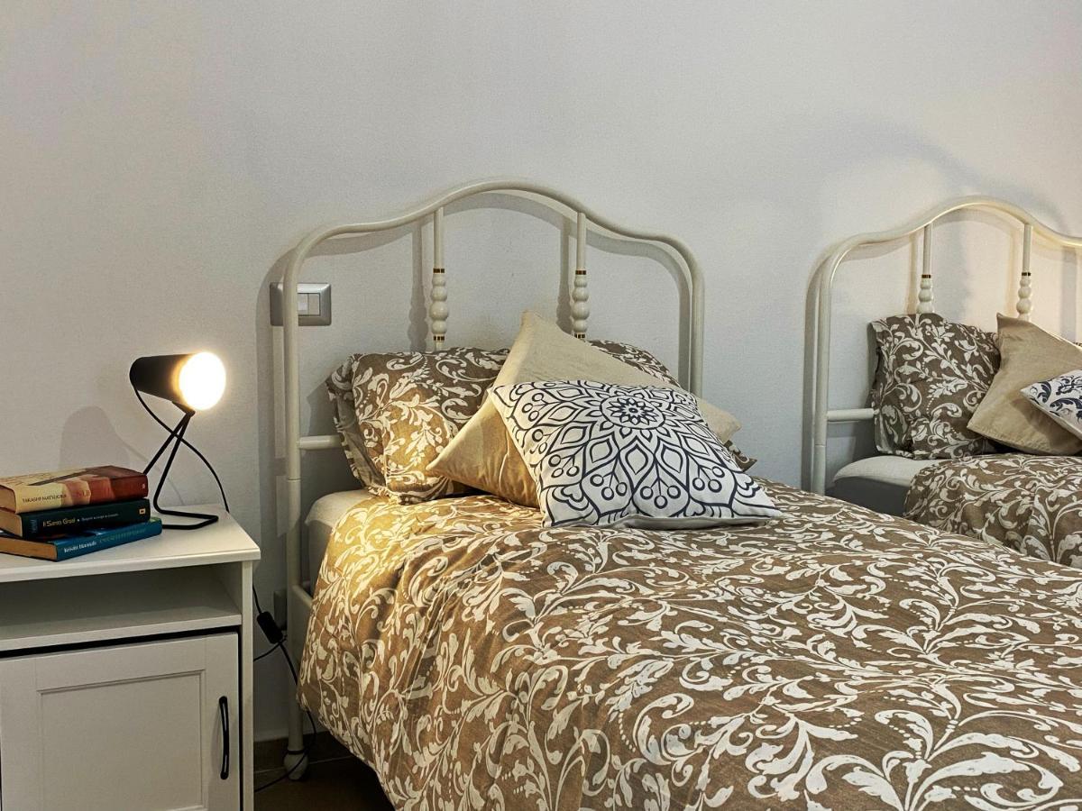 Comfortable Sea Holidays And Walks Монеглия Екстериор снимка